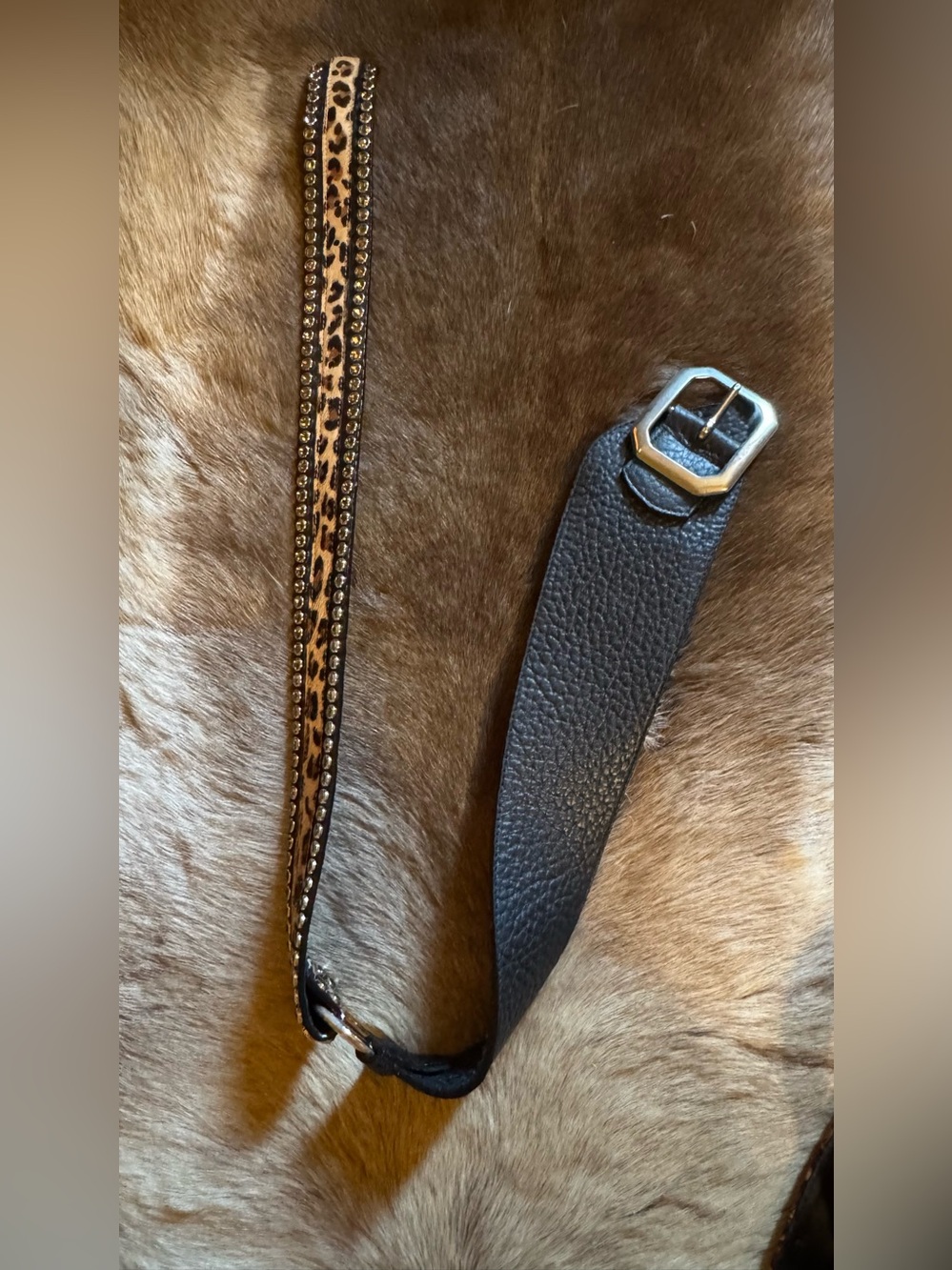 Leather belt with Leopard Print Accent - Black